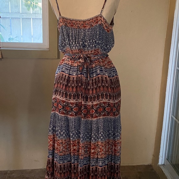 Sundress - Picture 3 of 4